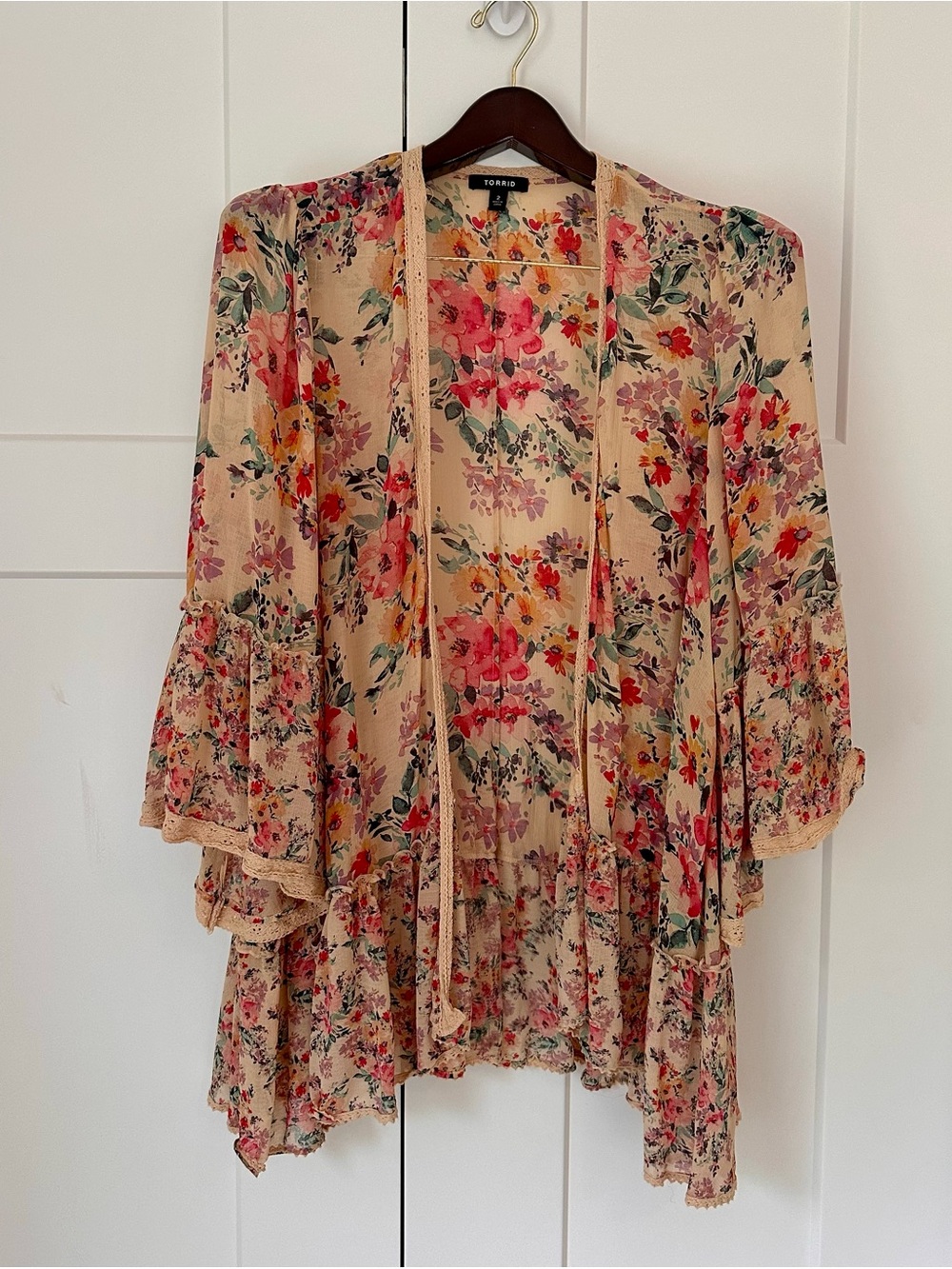 torrid‎ Beige Floral Sheer Kimono Cardigan with Pink and Orange Blooms